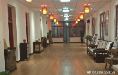 让白叟正在勾当中